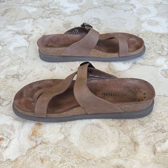 Mephisto Helen Classics Soft Footbed Sandals - Picture 6 of 14